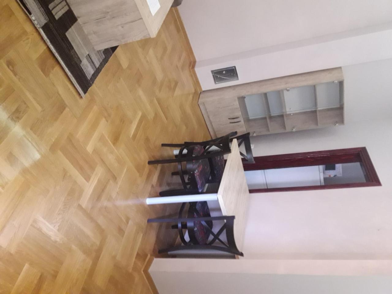 Kutko Apartments Pančevo Exteriör bild